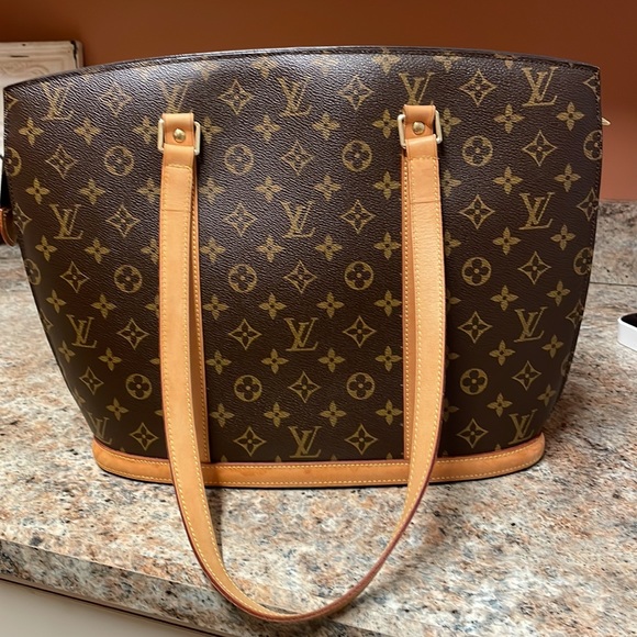 Pristine Louis Vuitton Business Tote - Picture 11 of 13